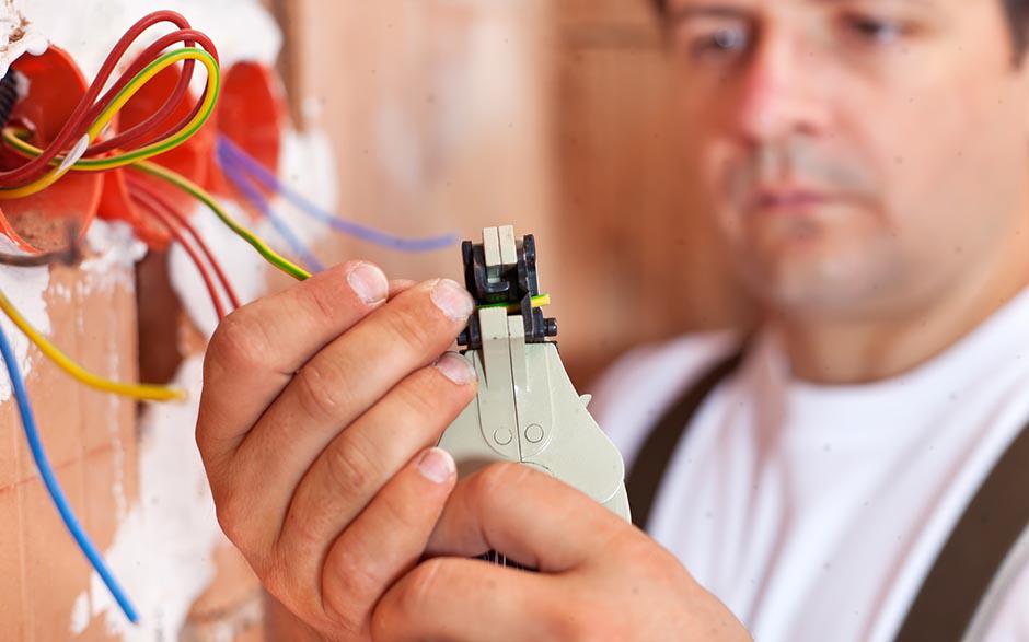 électricien urgence Menucourt
